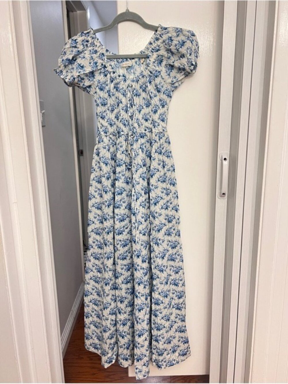 Doen Ashlynn tie-detailed floral-print organic cotton voile midi dress, M - Picture 4 of 13